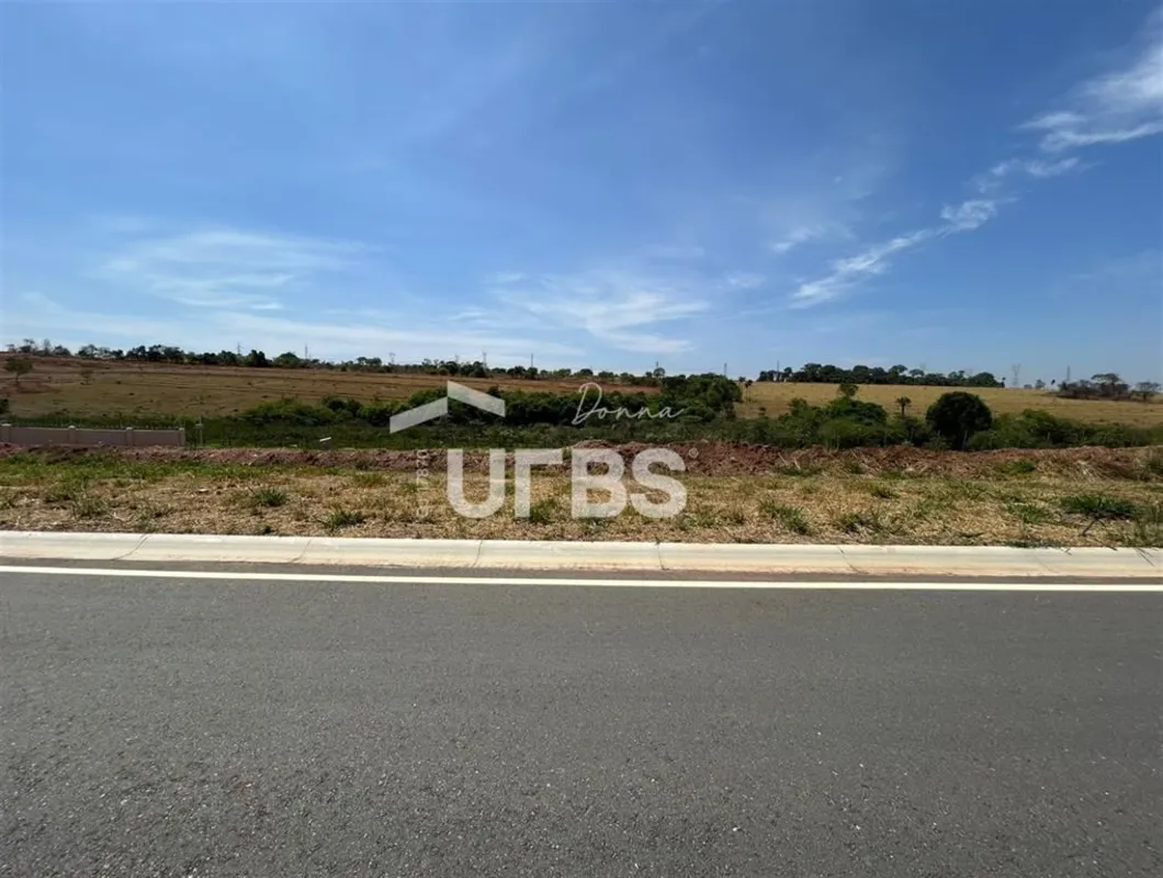 COD U-0027685 - Terreno à venda – Condomínio Vinhas Flamboyant – 270m² – Próximo...