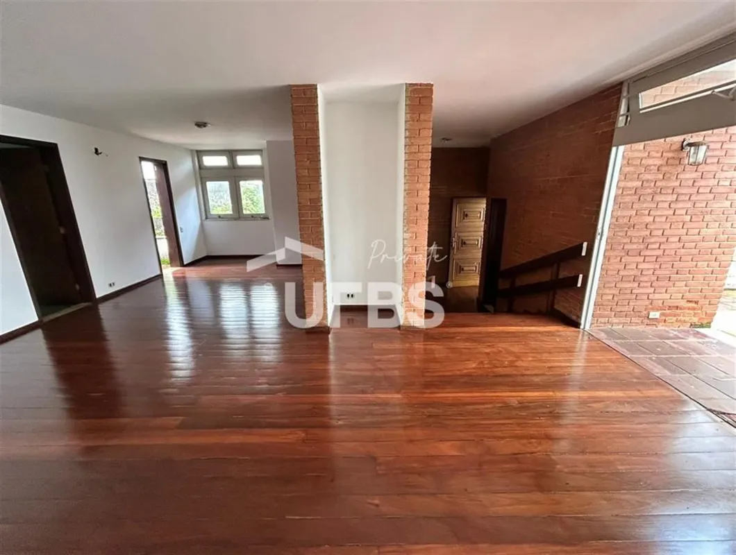 COD U-0031922 - Casa à venda no Setor Sul – Espaço, conforto e localização privi...