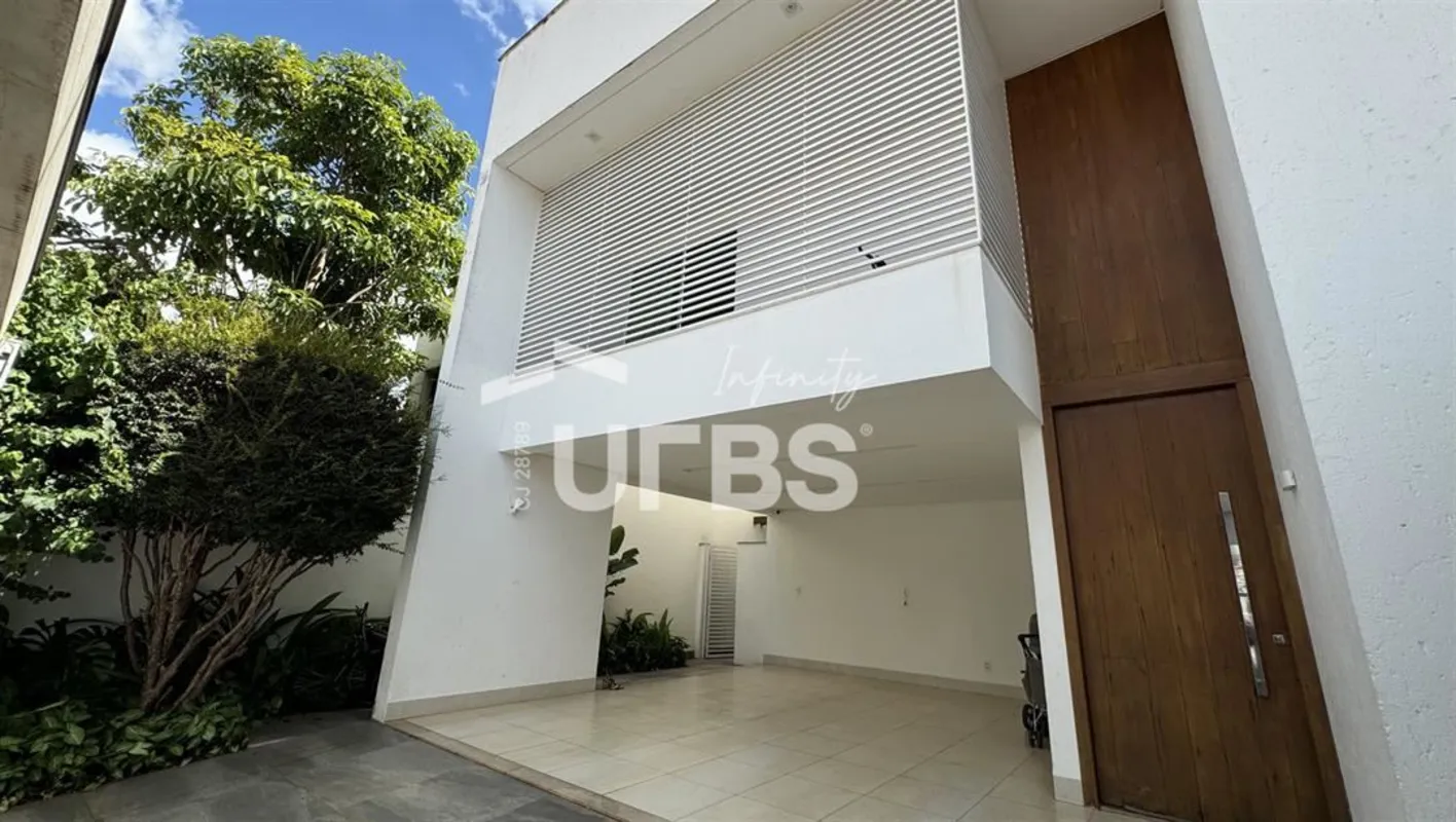 COD U-0022838 - Casa Sobrado com 4 Quartos e Piscina Aquecida - Conforto e Prati...