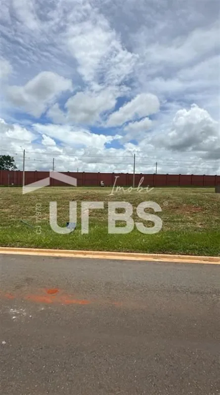 COD U-0030364 - Terreno Residencial de 377,55 m2 a venda no Jardins PARMA. Local...