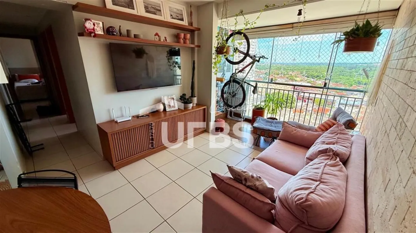 COD U-0031487 - Apartamento 3 quartos sendo 1 suite, 72m, repleto em armários e ...