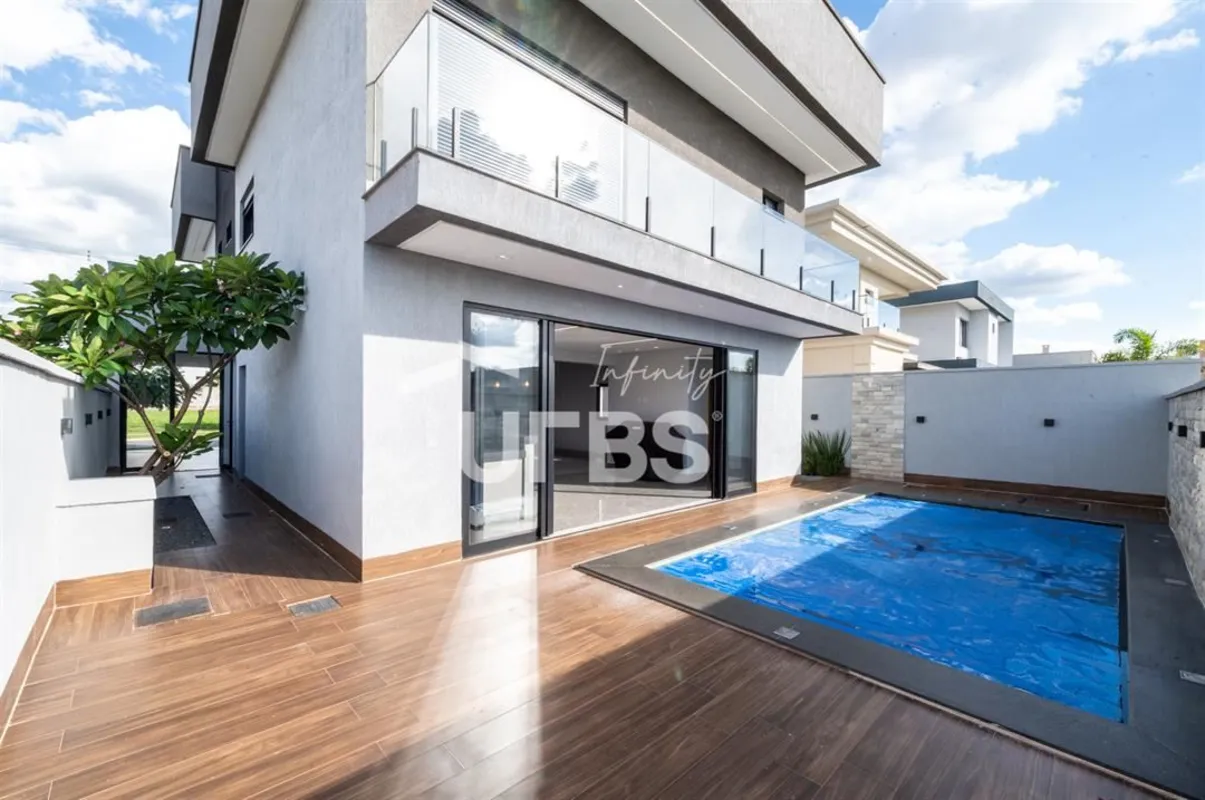 COD U-0028993 - Sobrado no Parqville Jacarandá – 4 suítes – 238 m² – Alto padrão...