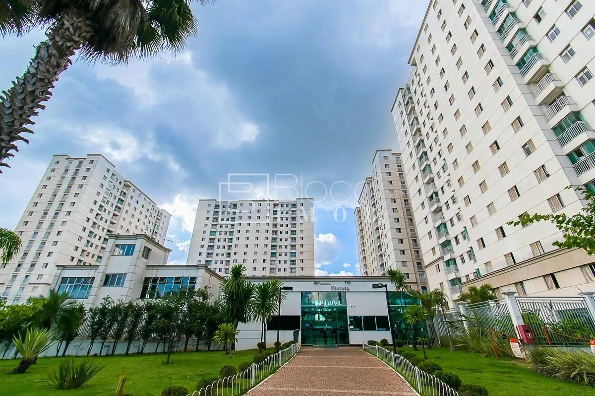  LINDO APARTAMENTO REFORMADO - COMPLETO EM ARMÁRIOS E LAZER DE RESORT!  Excelent...