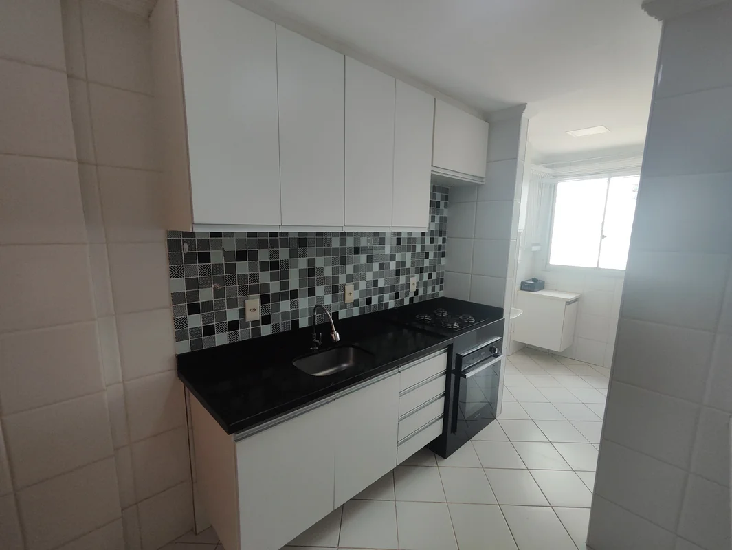 Alugo ótimo apartamento de 3 quartos sendo 1 suite com armários planejado, lazer...