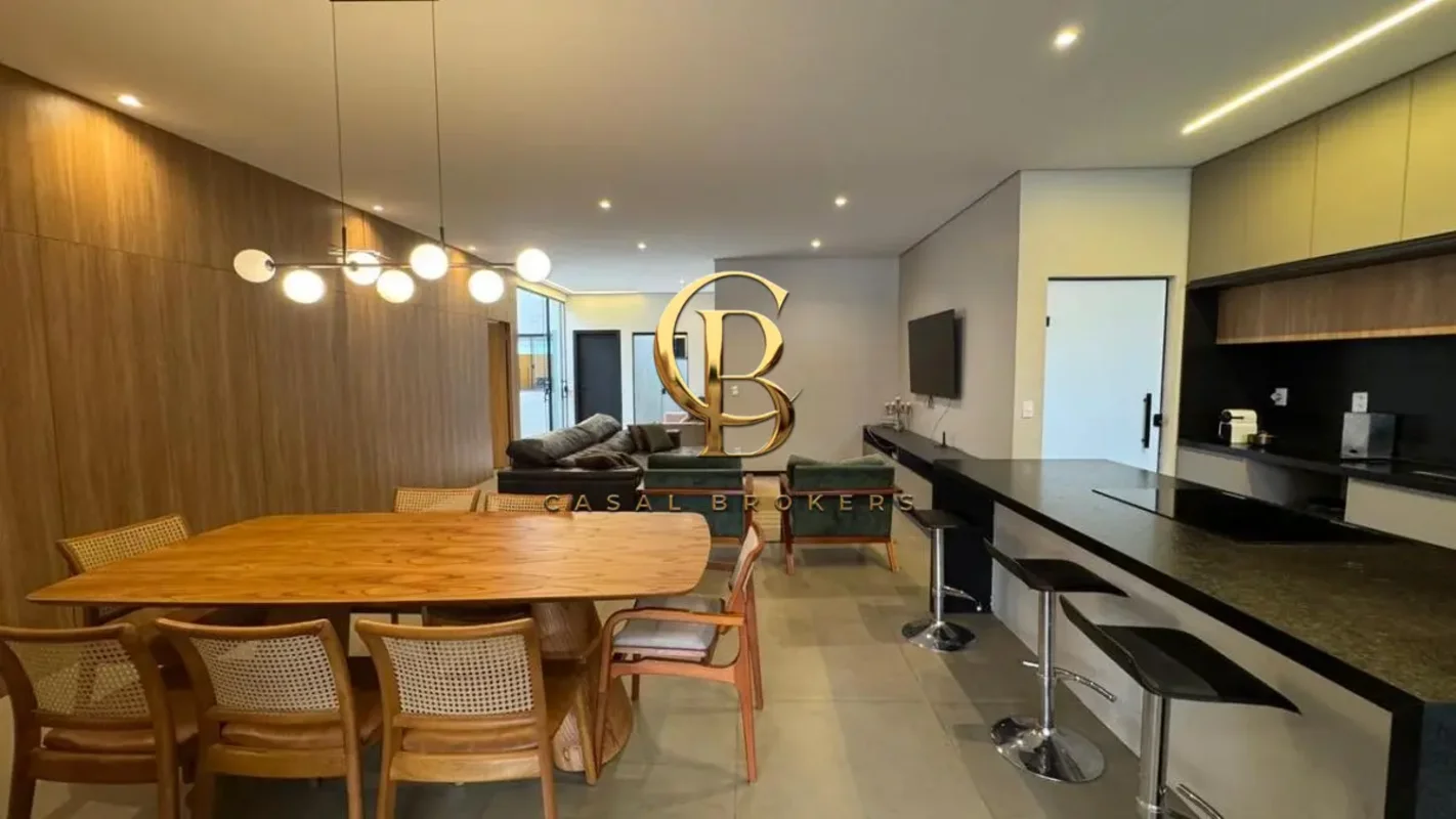 Casa 200m² | QNL 04 – Taguatinga | 3 Suítes | Alto PadrãoLocalizada na QNL 04, u...