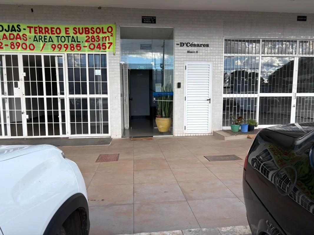 Excelente loja com subsolo com ótima localização! Prédio Residencial com Elevado...