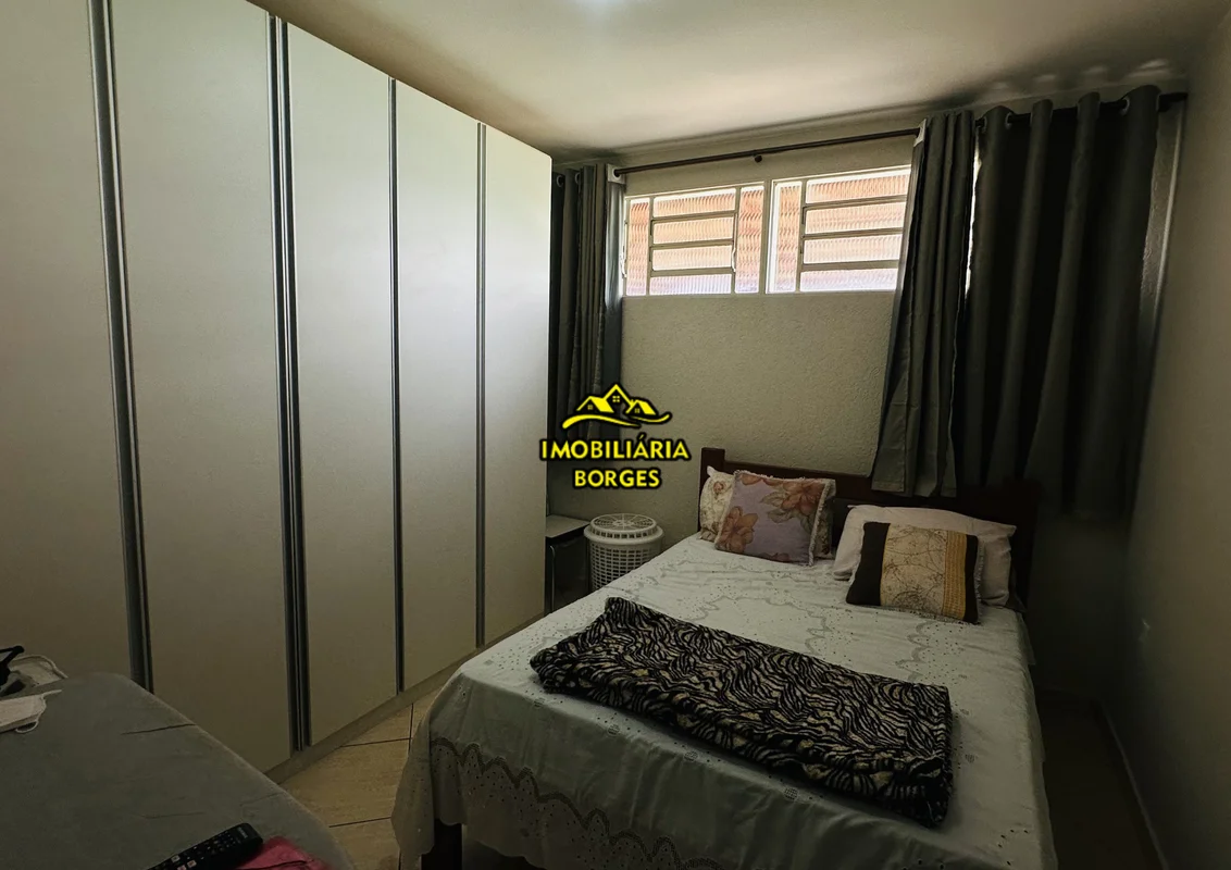 SOBRADO ESPAÇOSO À VENDA NA QR 208 – SAMAMBAIA NORTE!Se você procura espaço, con...