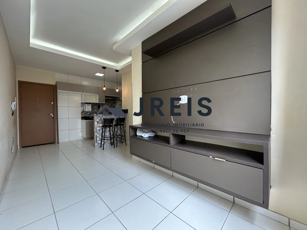 JREIS ESCRITÓRIO IMOBILIÁRIO* Apartamento reformado sendo:* Cozinha com coifa, f...