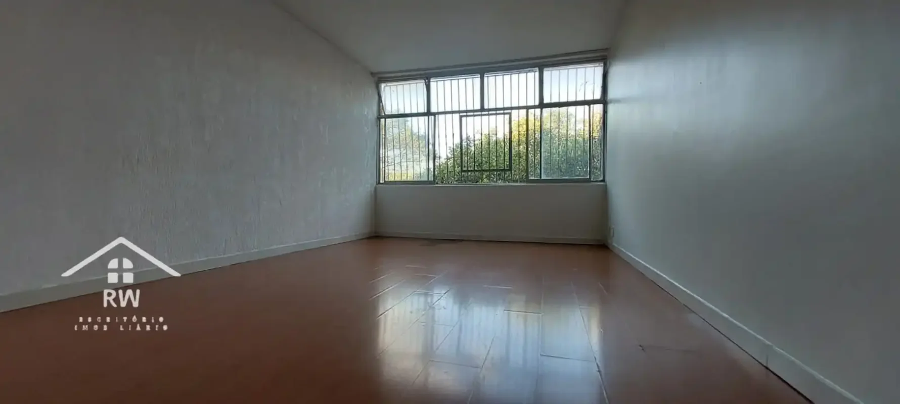Excelente oportunidade na ASA NORTE de Brasília: apartamento de 3 quartos com vi...