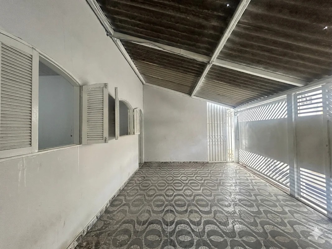 Excelente oportunidade na Quadra 406 de Samambaia – DF MóveisCaracterísticas do ...