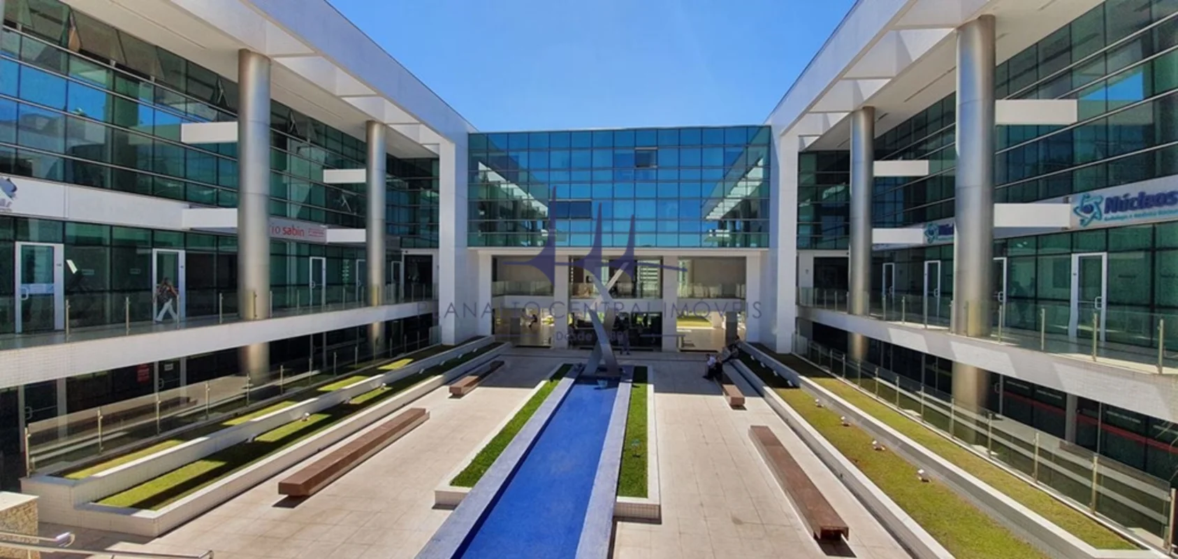 Planalto Central Imóveis aluga excelente sala reformada, bem localizada no setor...