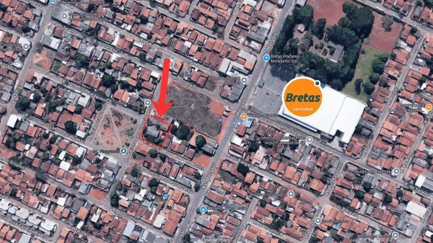 Apresentamos um excelente terreno/lote comercial, de esquina, em frente a uma pr...