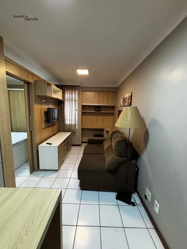 Descubra o conforto e a praticidade neste encantador apartamento, localizado no ...