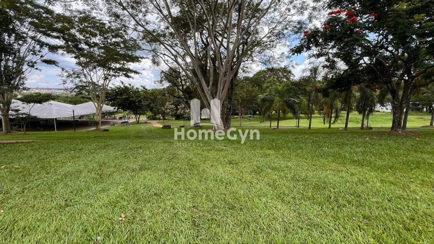 Lote à venda no Aldeia do Vale em Goiânia GO.Oportunidade Única em Aldeia do Val...