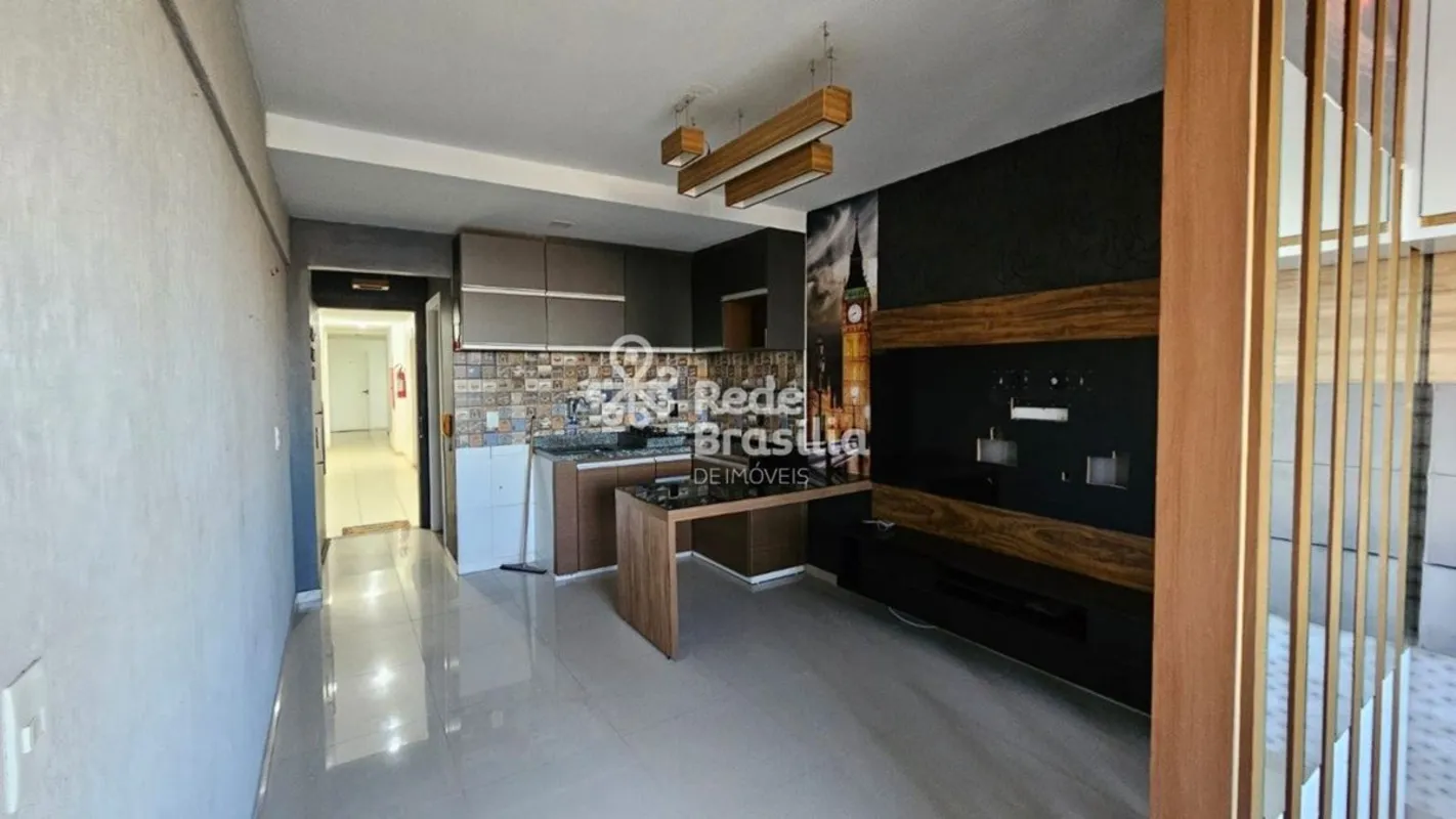 CNB 06 - Kitnet refomada - Taguatinga Imóvel bem localizado, com ótima ventilaçã...