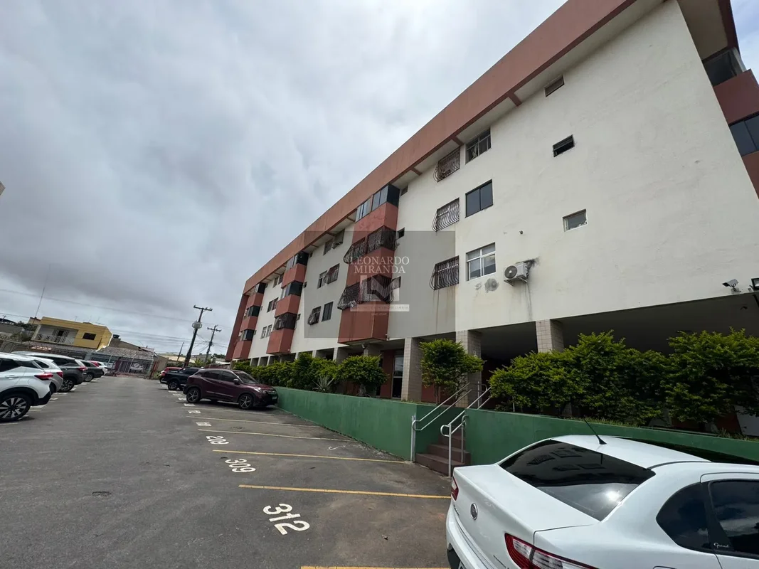 Apartamento para aluguel com 2 quartos, sendo 1 suíte.Possui sala ampla, ideal p...
