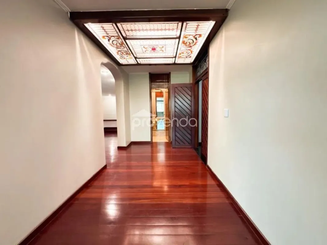 Apartamento de Alto Padrão no Setor Sul - Elegância, Espaço e ExclusividadeSe vo...