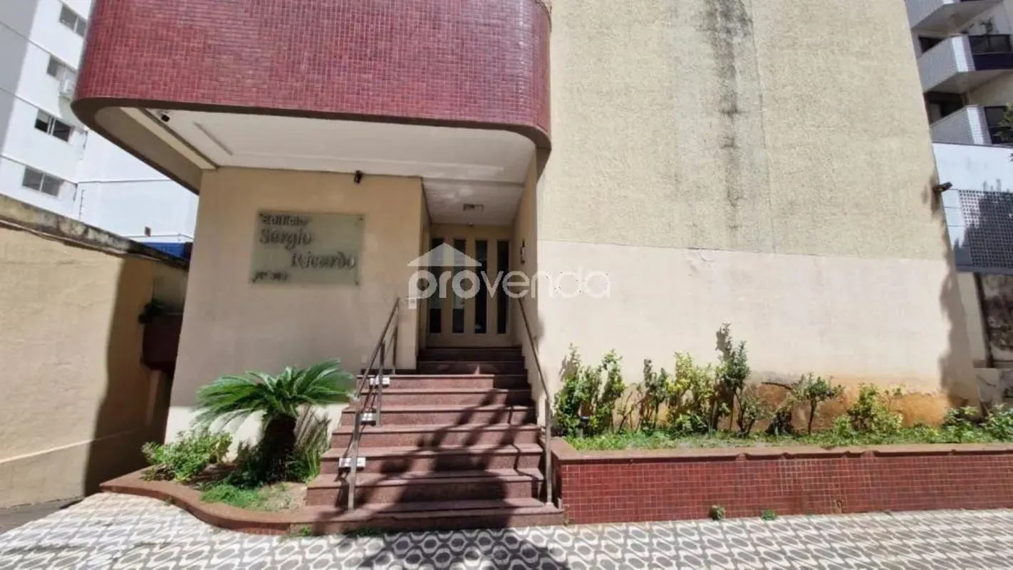 EXCELENTE APARTAMENTO AMPLO E SOFISTICADO, COM APENAS UMA UNIDADE POR ANDAR, GAR...