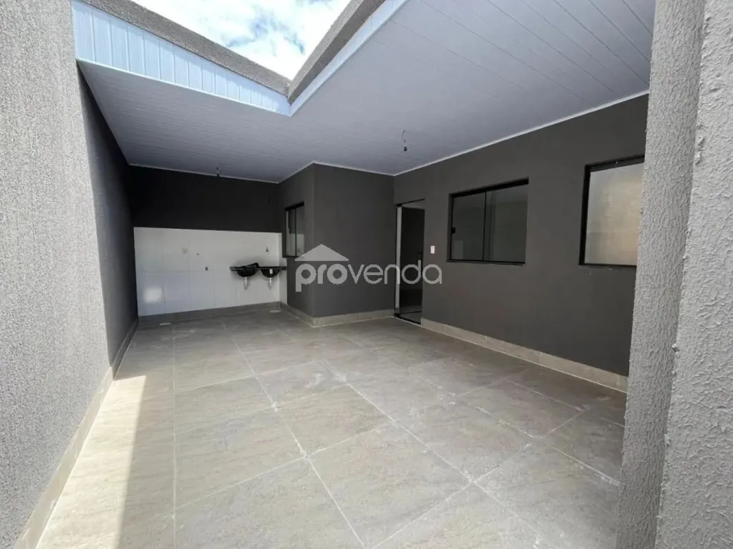 CASA COM 3 COMODOS, SENDO 1 QUARTO SUITE, COZINHA, SALA E AREA DE SERVIÇO COM 1 ...