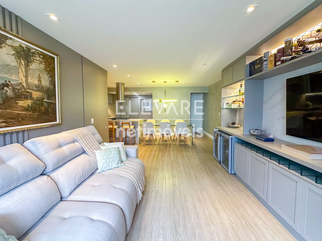 Apartamento de 3 Suítes, reformado no Noroeste. Apartamento com 155m² de área pr...