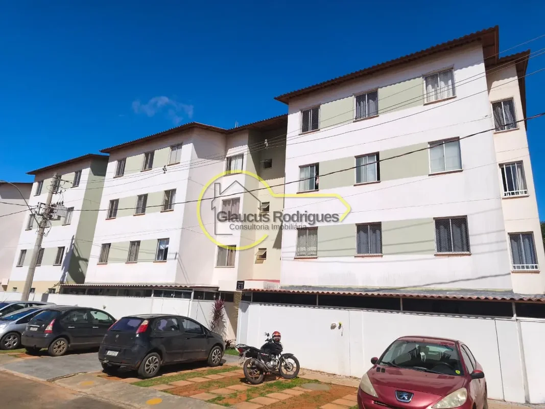 Glaucus Rodrigues vende apartamento de 3 quartos (1 suíte) na Quadra 302 do Tota...
