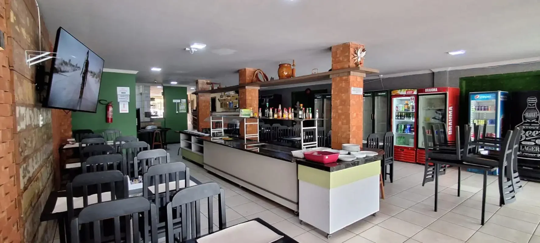 OPORTUNIDADE – RESTAURANTE COMPLETO À VENDA NO CENTRO DE TAGUATINGAExcelente opo...