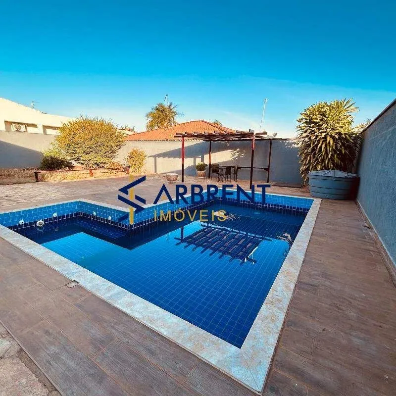 Casa de alto padrão a venda na colônia agrícola Águas Claras (Guará Park) confor...