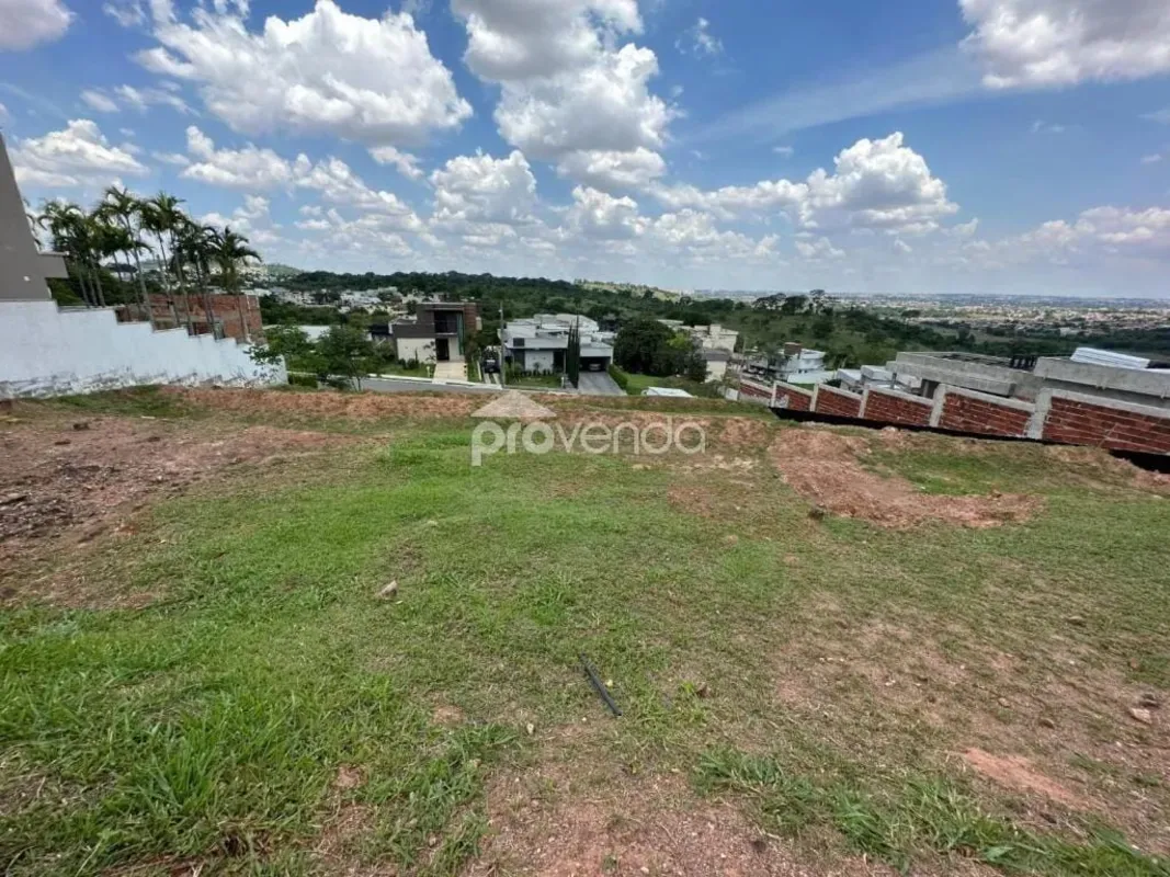 LOTE 1 CONDOMÍNIO DO LAGO 814 m² Terceira Etapa Vista DefinitivaExcelente oportu...