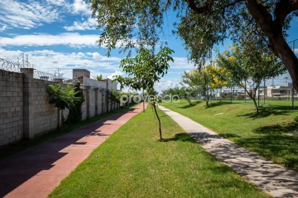 Lote à Venda no Parqville Jacarandá 312 m² Pronto para ConstruirExcelente oportu...