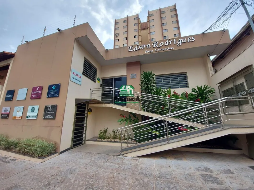 sala comercial contendo:20m² localizado numa galeria,02 banheiros comunitário,bo...