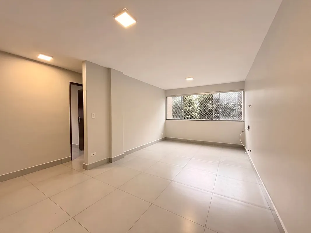 Ap. Setor Marista Av. 85- 94m2- ?Nascente- ?03 quartos sendo uma suíte - ?Sala p...