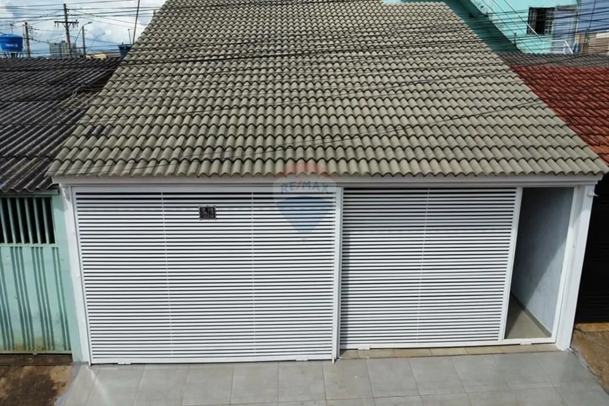 OPORTUNIDADE: CASA PRONTA PARA MORAR NA MELHOR QUADRA DE SAMAMBAIA NORTESe você ...