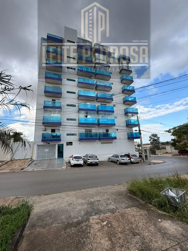 Descubra o seu novo lar em um encantador apartamento de dois quartos, ideal para...