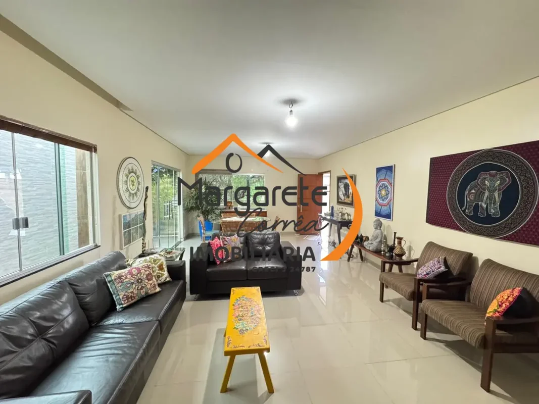 Imobiliária Margarete Corrêa vende casa no Condomínio Jardim Europa II*Não Aceit...