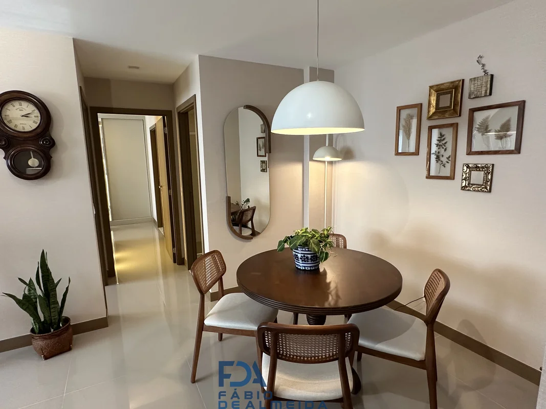 Espetacular apartamento 2 quartos de 85m2 com 1 suíte e armários de altíssima qu...