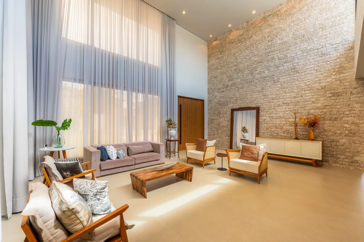 Lago Sul | 4 Suítes | 650 m² | Lazer completoApresentamos uma residência exclusi...