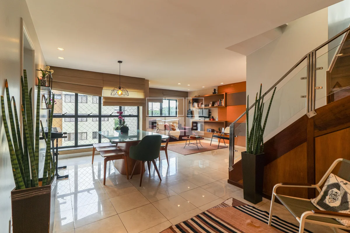 Essa cobertura de canto é assim: viva, leve, atravessada pelo vento e abraçada p...