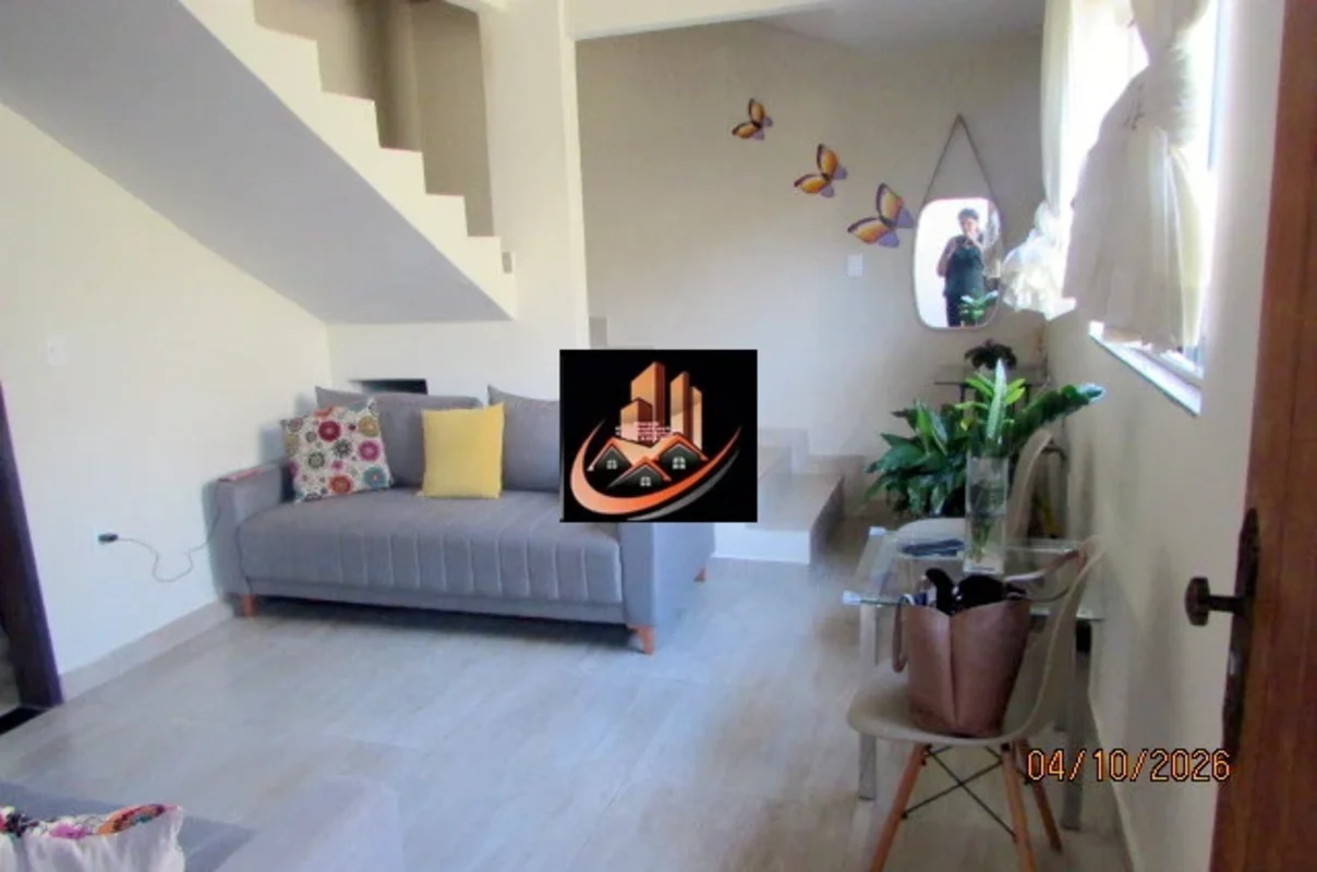 Vendo Sobrado Novo + Casa nos FundosExcelente oportunidade!Sobrado novo com:3 qu...