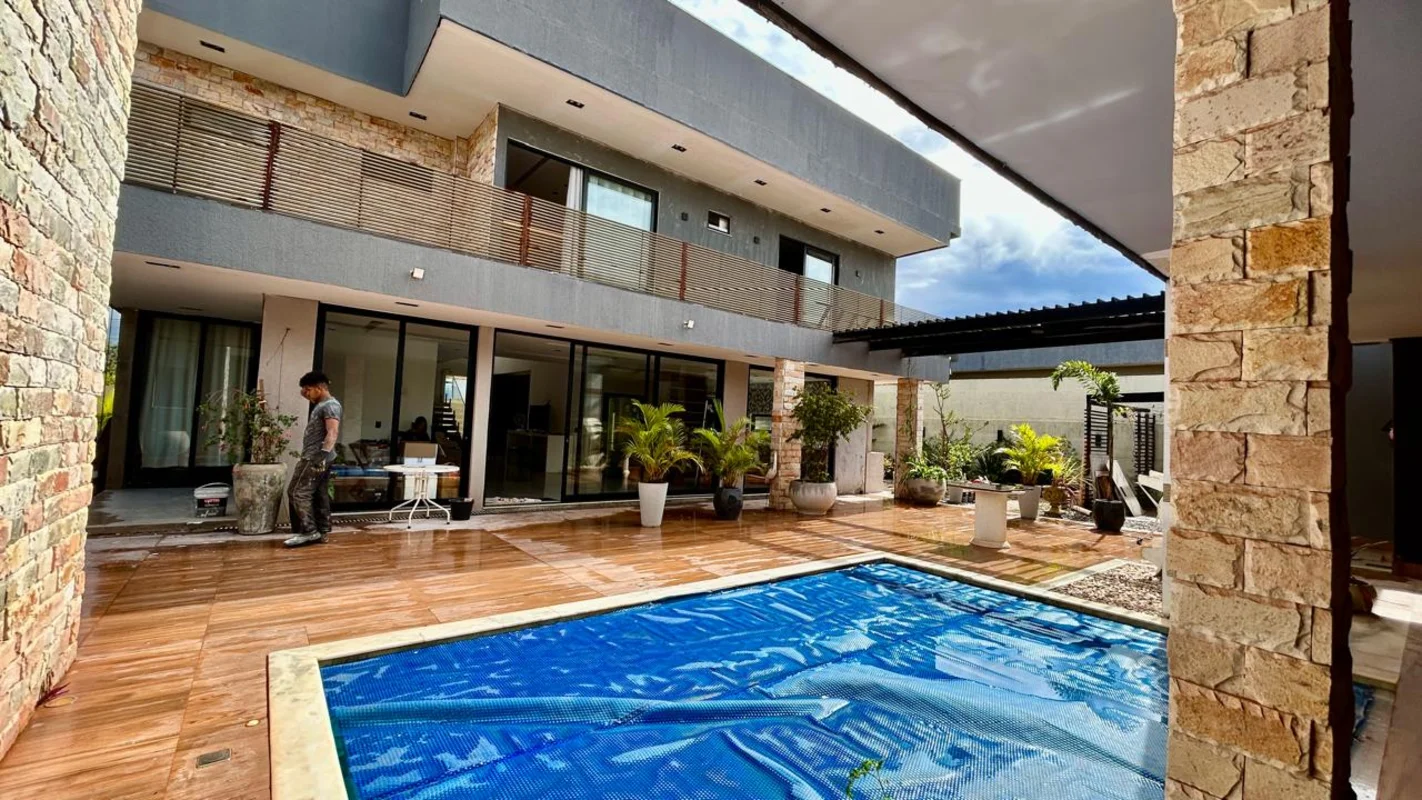 Casa Moderna de Alto Padrão à Venda – Estância Quintas da Alvorada | Quadra 1Uma...