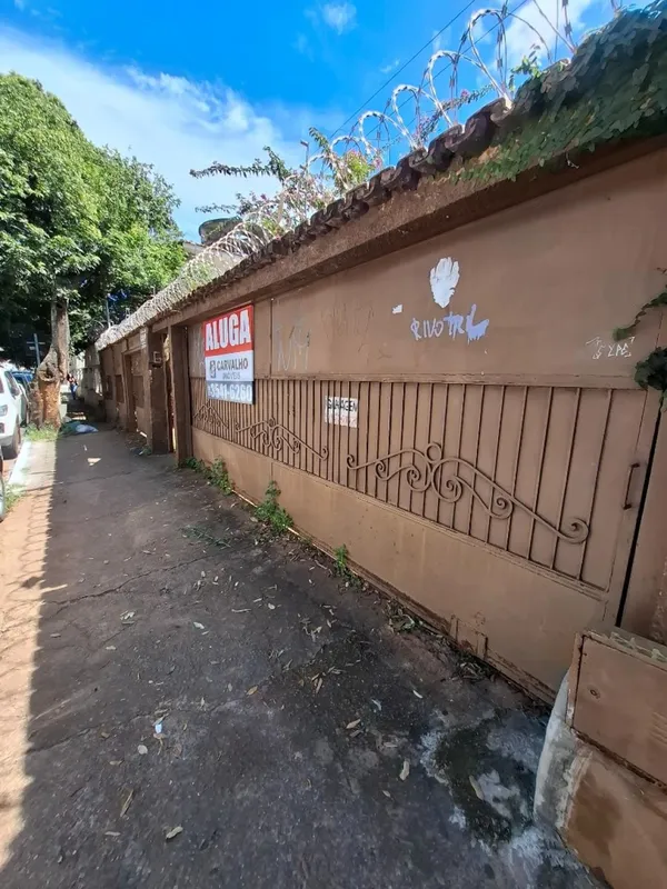 CASA COMERCIAL COM 298M² DE ÁREA PRIVATIVA, IDEAL PARA DIVERSOS TIPOS DE NEGÓCIO...