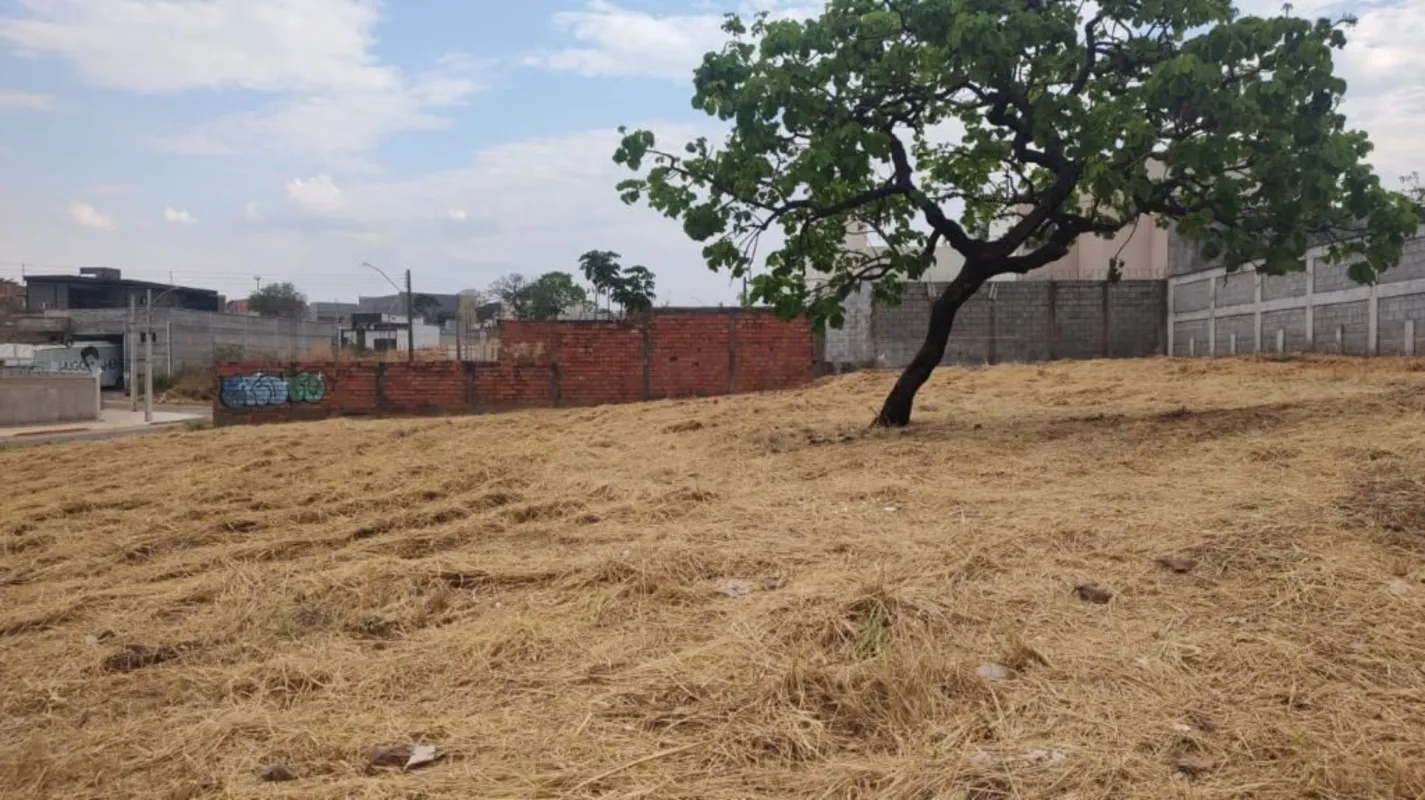 Lote 360 m² Setor Três Marias, para locação, Goiânia Imóvel pronto para atender ...