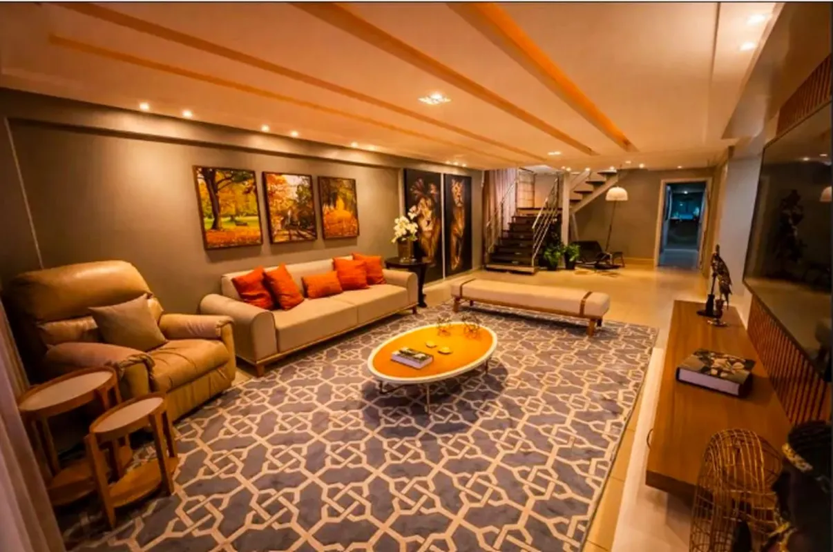 Cobertura de 359 m² com 05 quartos, sendo 04 suítes, spa, jacuzzi e sauna mobili...