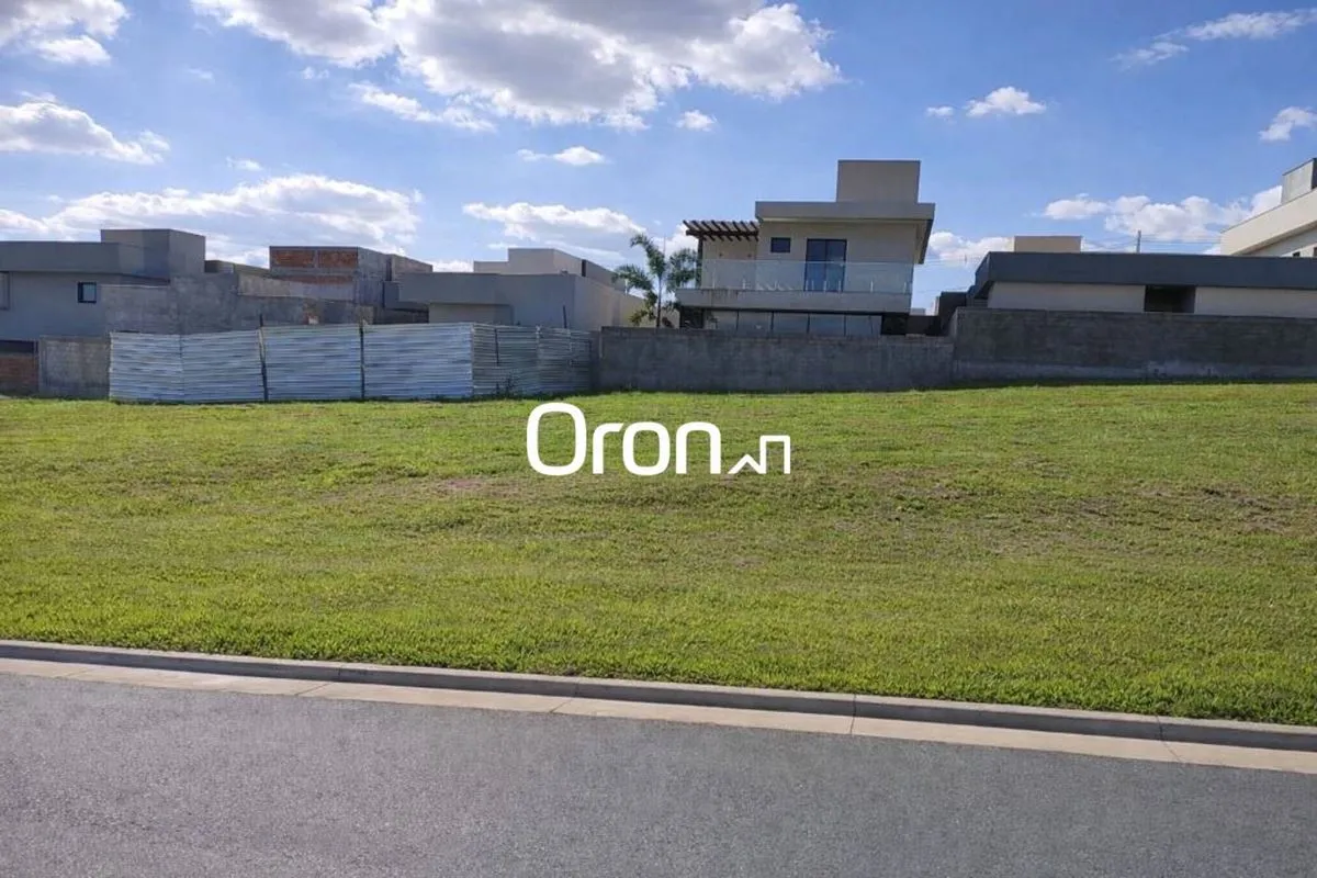 CÓDIGO DO IMÓVEL: TE1311LOCALIZAÇÃO:Região de condomínios de alto padrão, ao lad...