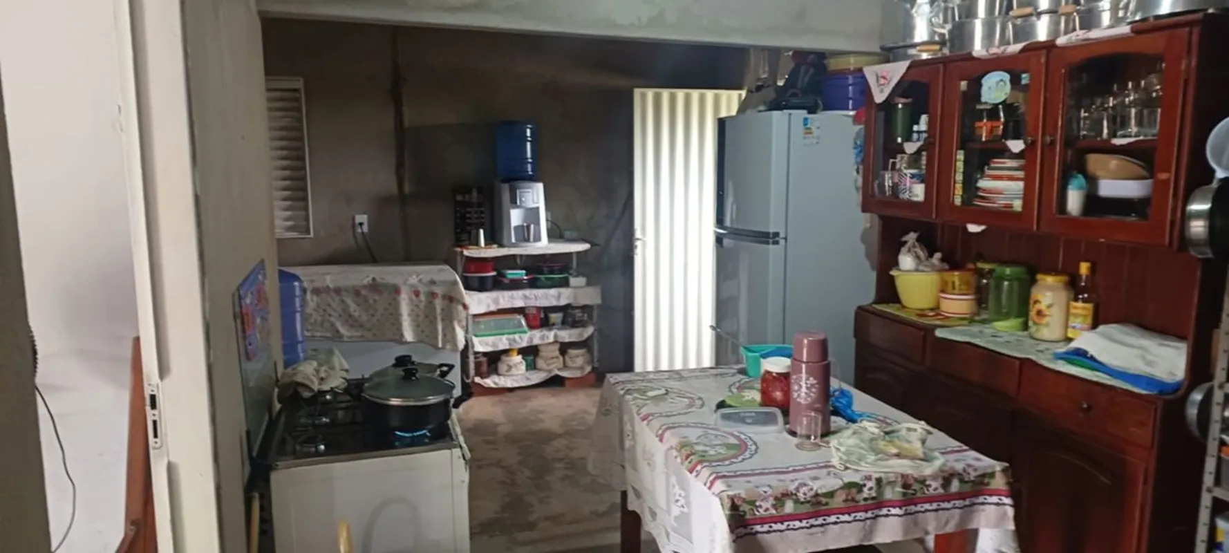 Tamanho: 26.000 m2Energia elétrica Poço artesiano Algumas árvores frutifica como...