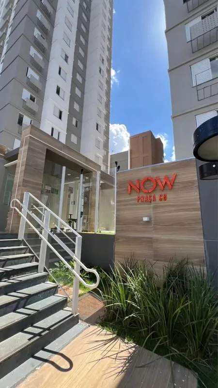Now praça C8 3 quartos,Sendo uma suíte104 m2 61m2 de área construída e 43m2 de g...
