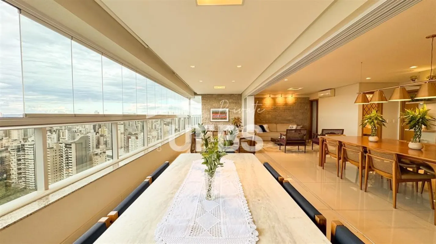 COD U-0031927 - Poème Lago das Rosas: Apartamento de 264m² com Vista Exclusiva n...