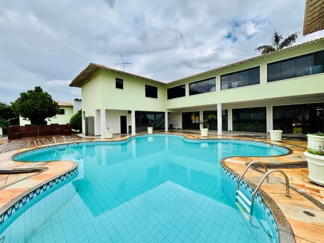 Casa no PARK WAY com lote de 5.000 M2 de área disponível para venda ou locação!L...