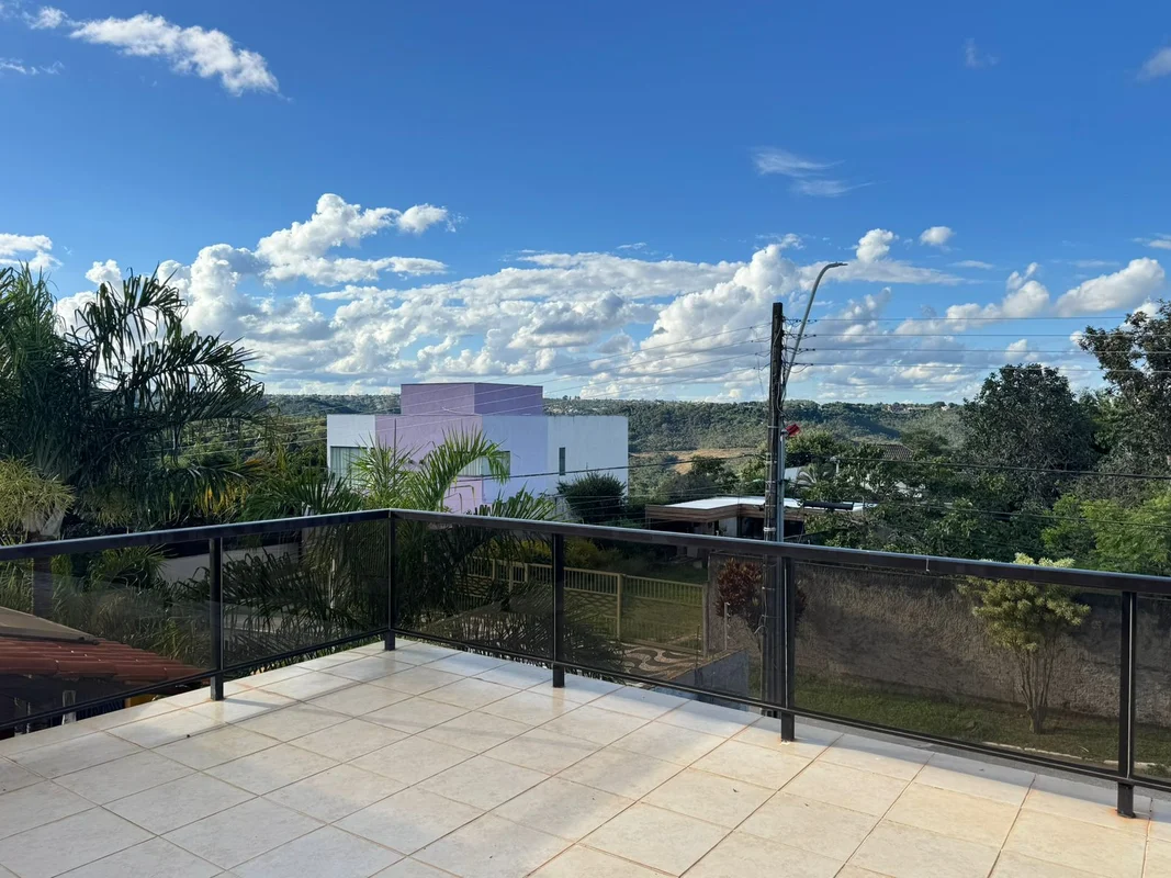 CASA PARA LOCAÇÃO – CONDOMÍNIO QUINTAS DO SOL (JARDIM BOTÂNICO)Excelente casa lo...