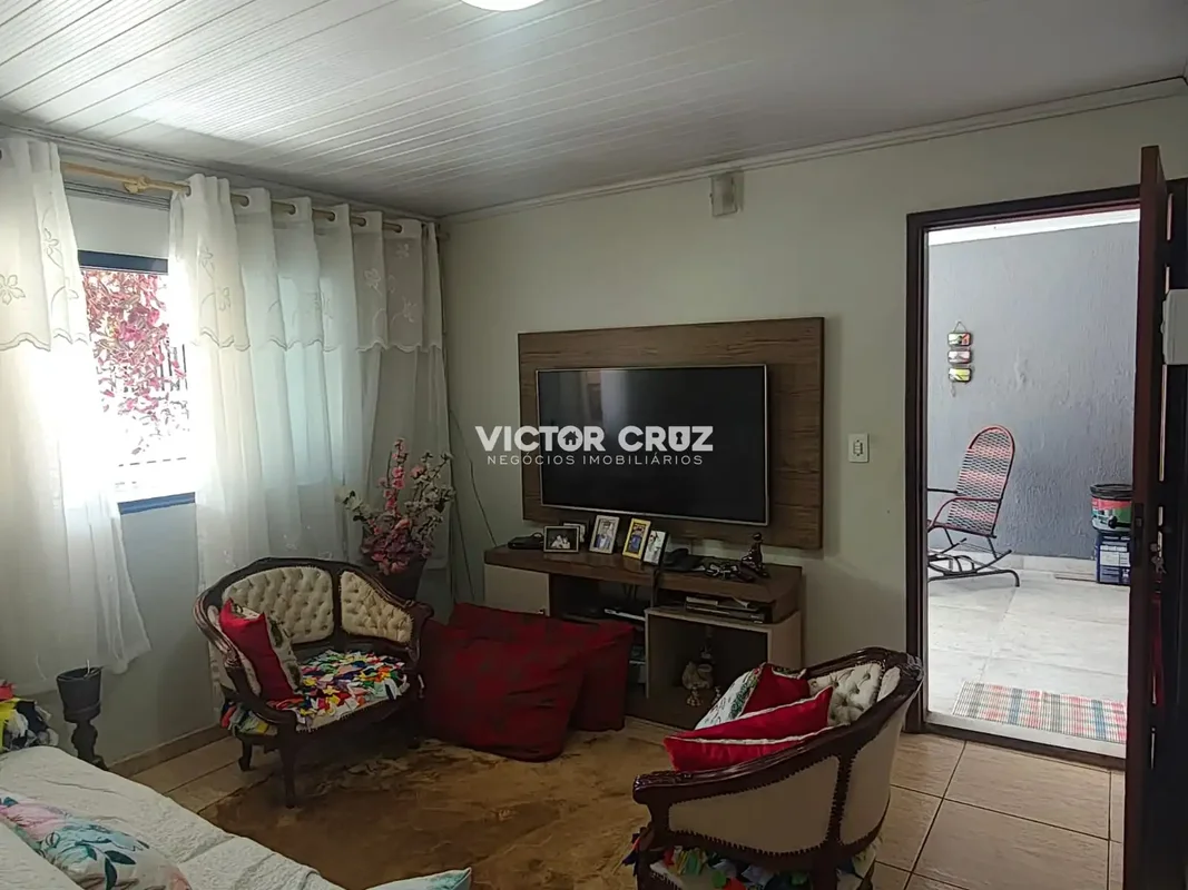 Victor Cruz Negócios Imobiliários LTDA vende: QNP 18, Conjunto H.Casa 135m2:São ...