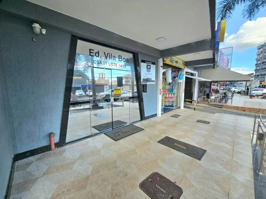 CSA 01 - Ed. Vila Boa - 8° andar - De canto - Apartamento com 53m² úteis, (Sendo...